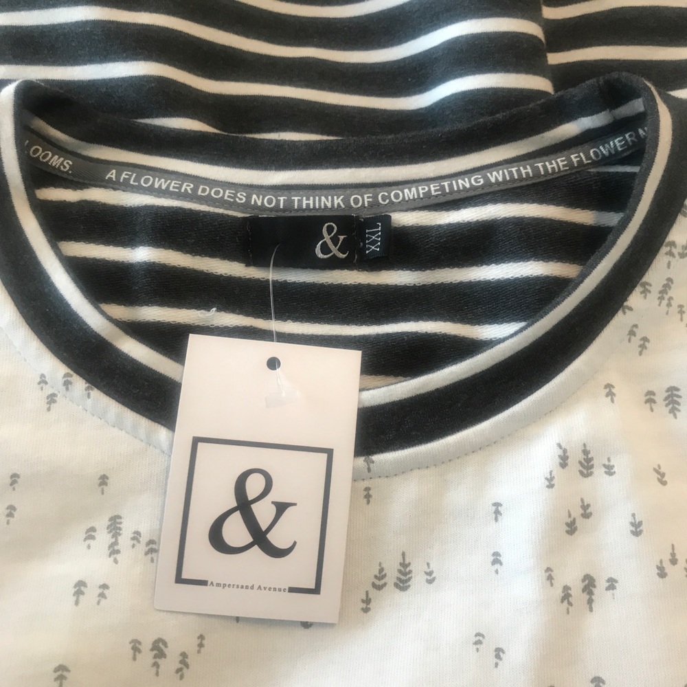 *SOLD* Ampersand Avenue Tree Print Sweatshirt - Picture 6 of 8